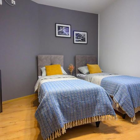 Vera Apartments With Sea View And Old Town View Zadar Exterior photo