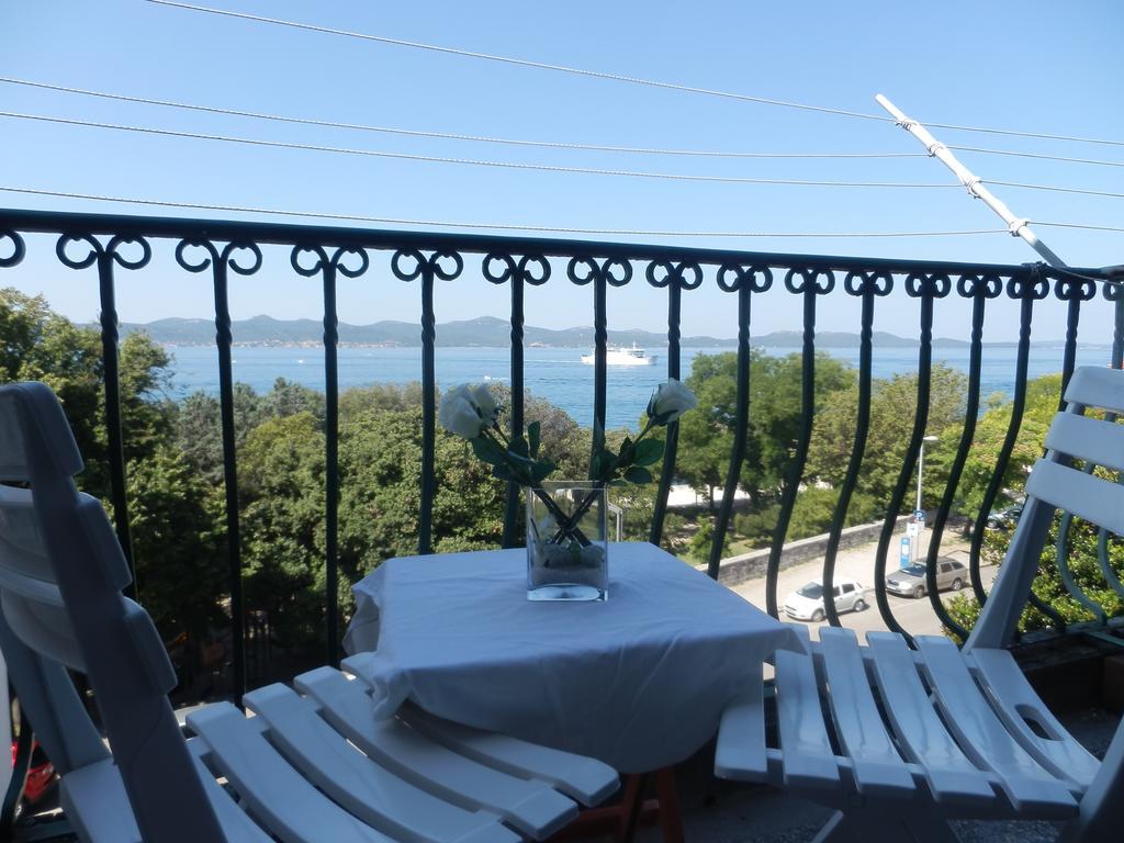 Vera Apartments With Sea View And Old Town View Zadar Room photo