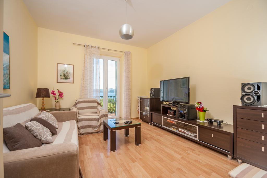 Vera Apartments With Sea View And Old Town View Zadar Exterior photo
